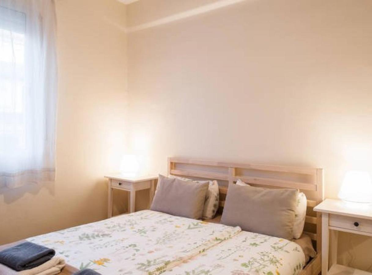 Piquer Apartment Barcelona Bagian luar foto