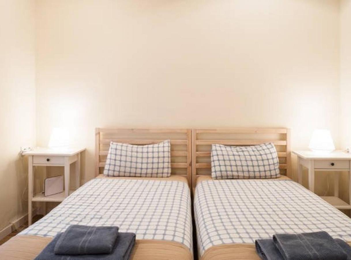 Piquer Apartment Barcelona Bagian luar foto